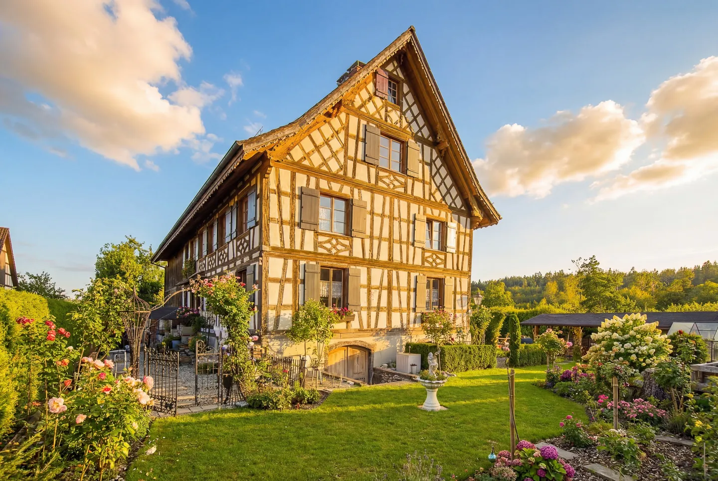 Charmantes Einfamilienhaus mit Pool - Foto 1 von 5