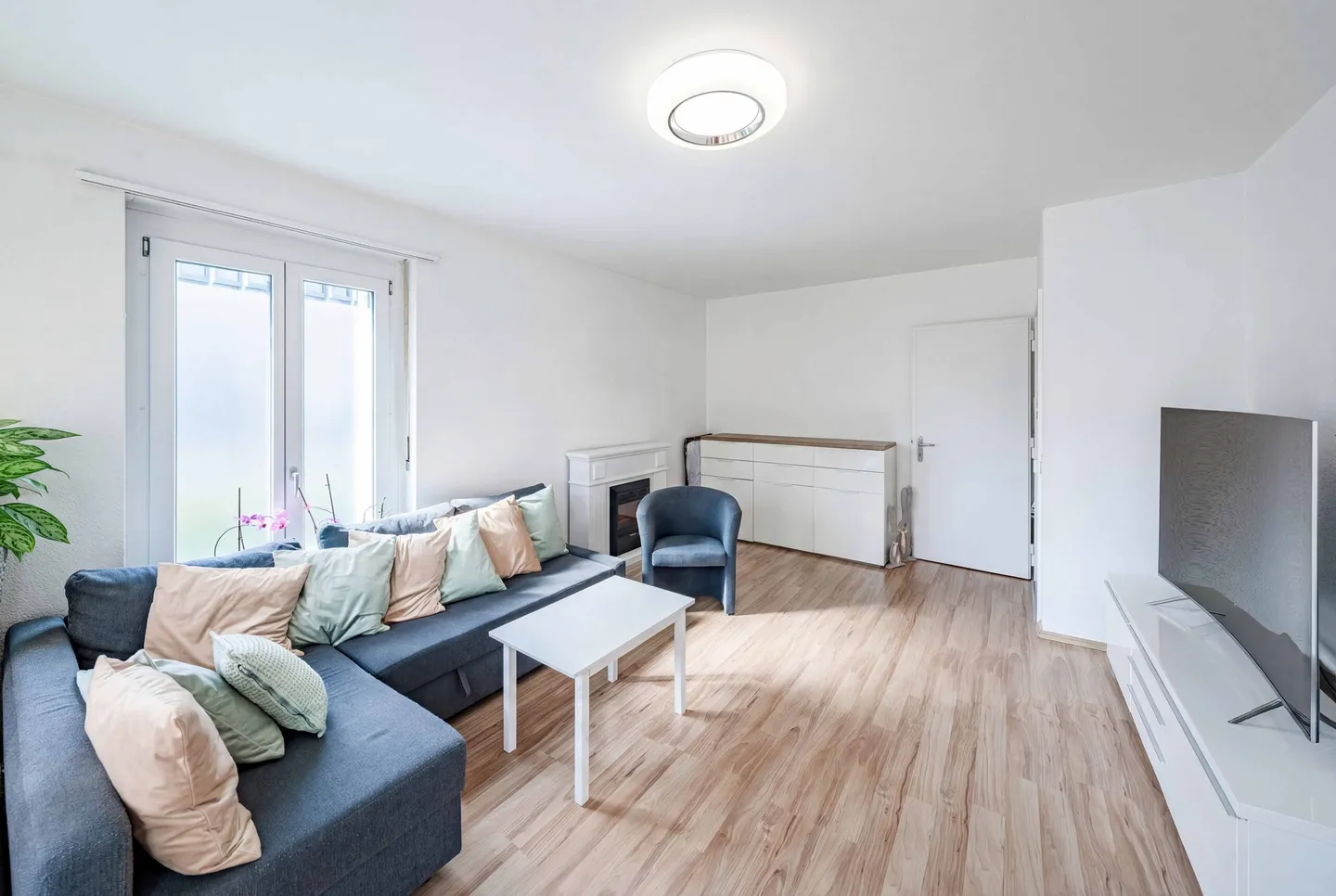 RENTAL OPPORTUNITY IN THE BERN SCHOSSHALDEN DISTRICT (4.3%) - Photo 2 of 5