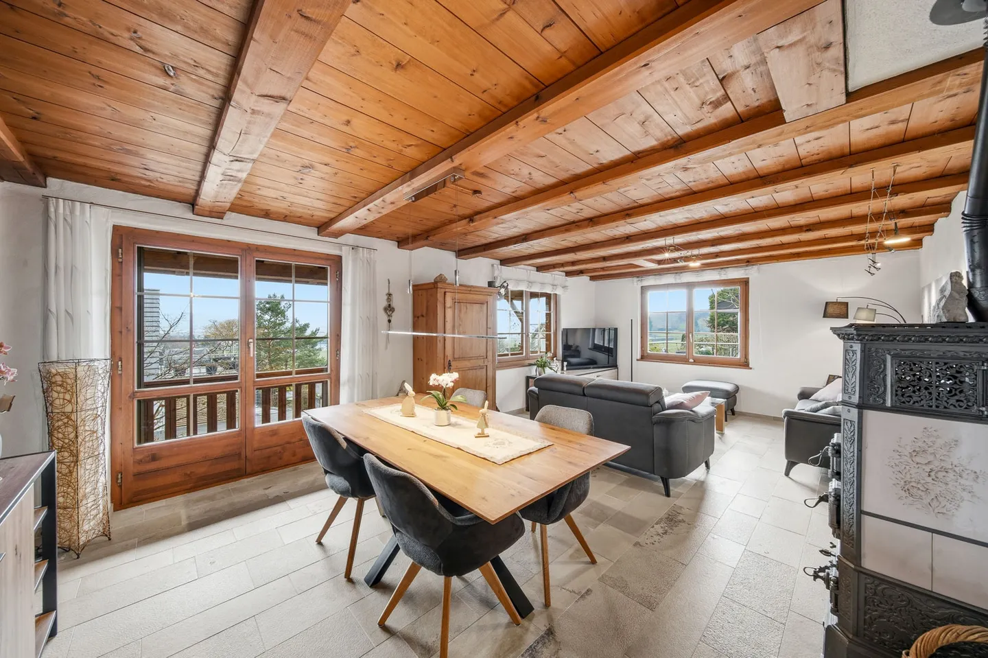 Charming Home with High Quality of Life in Rafz - Photo 3 of 5