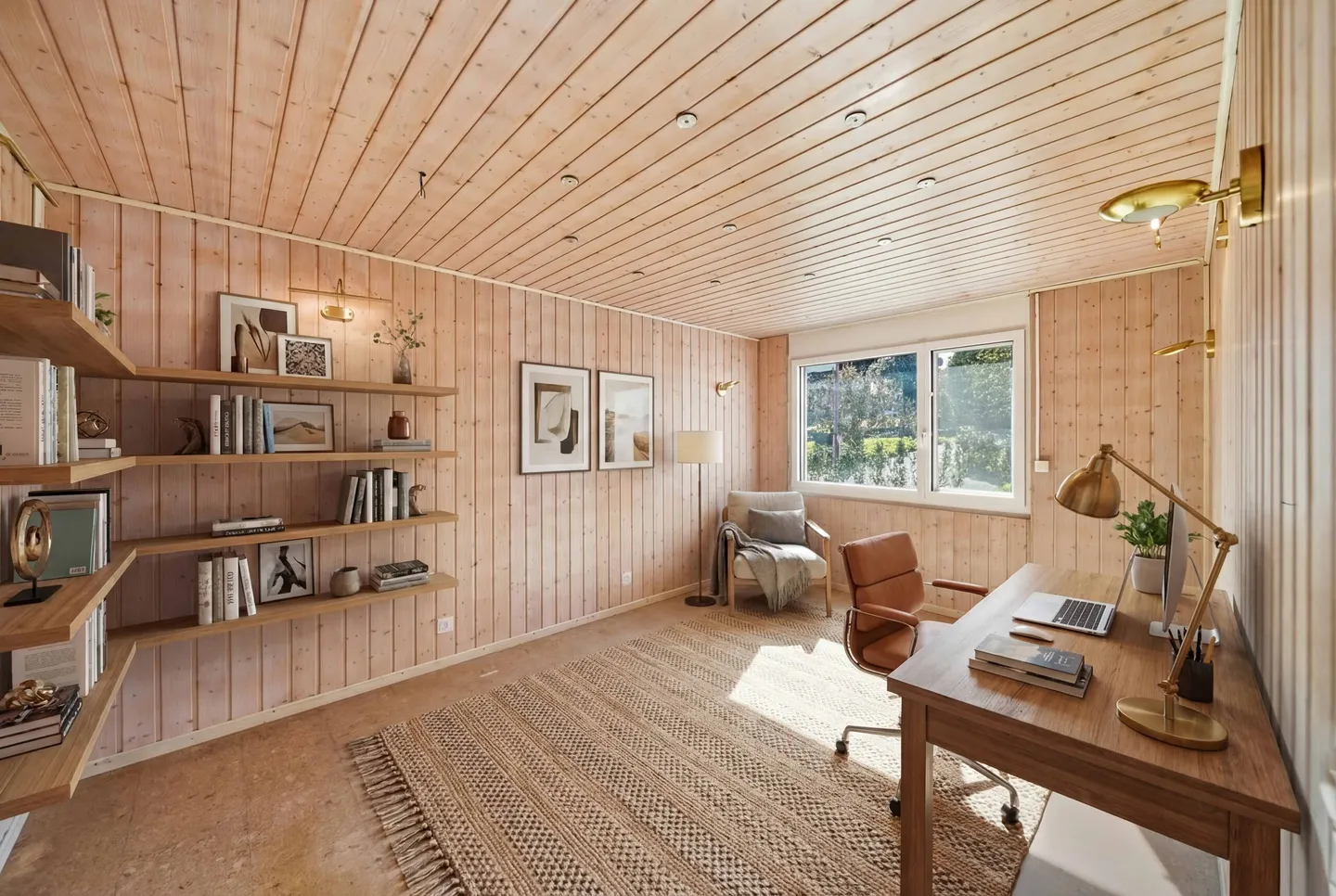 MIT VIEL SONNENSCHEIN INS REIHENECKHAUS IN BUCHRAIN - Photo 3 of 5