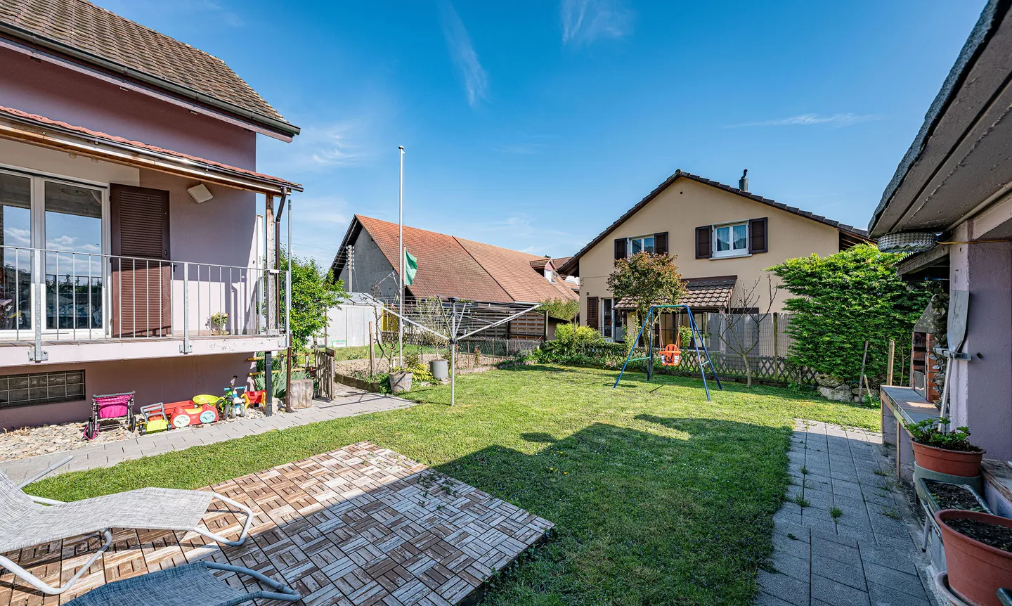 Charmantes Freistehendes Haus in Selzach - Foto 3 von 5