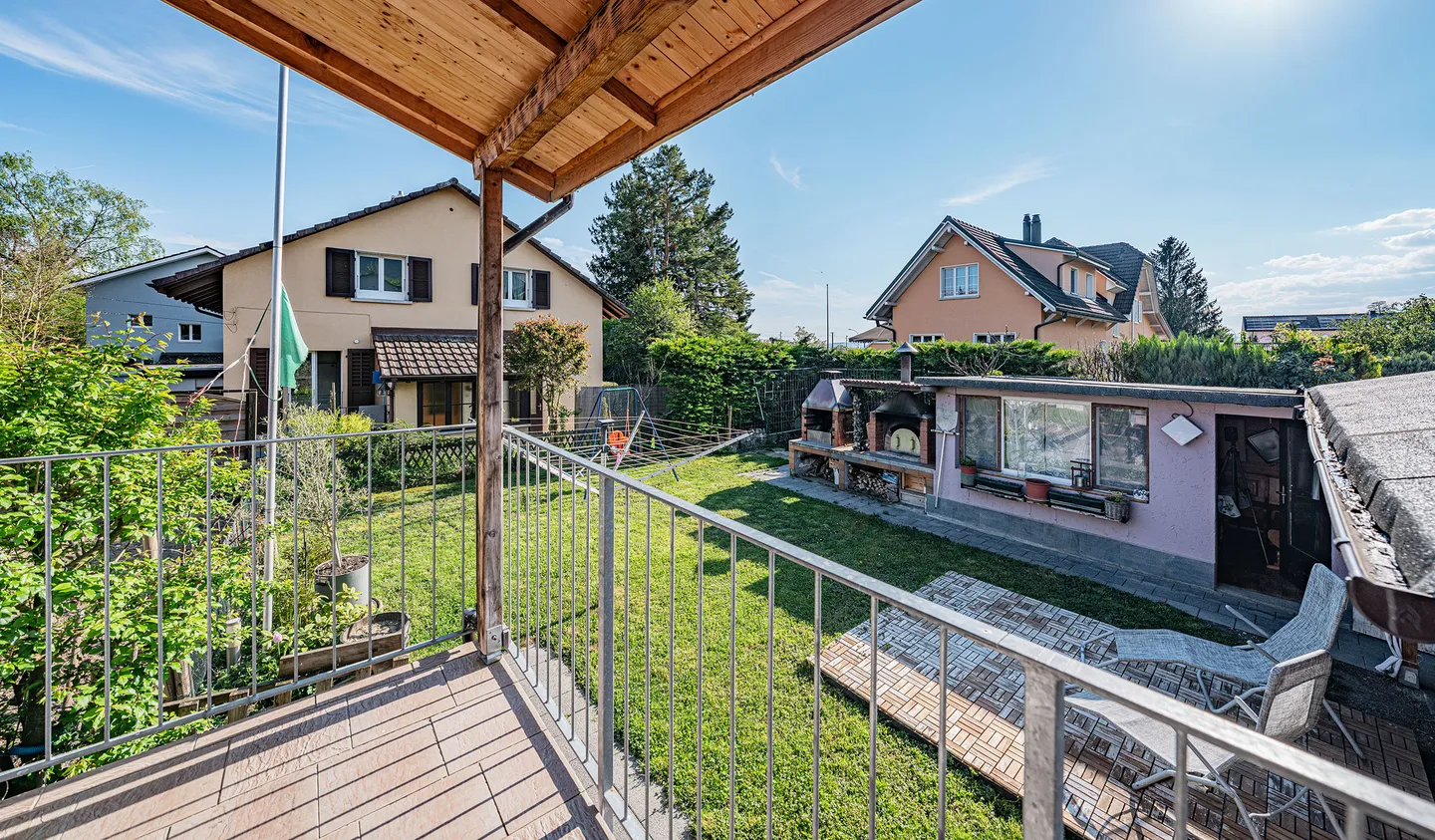 Charmantes Freistehendes Haus in Selzach - Foto 2 von 5
