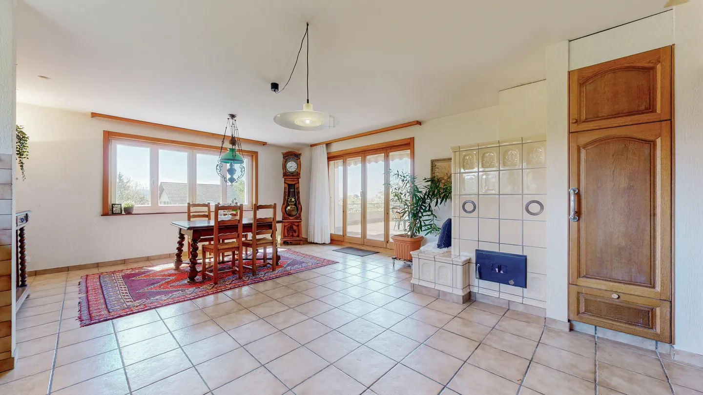 GRANDE OPPORTUNITÉ À FREIBURG – MAISON MULTIFAMILIALE AVEC 3 APPARTEMENTS - Photo 3 sur 5