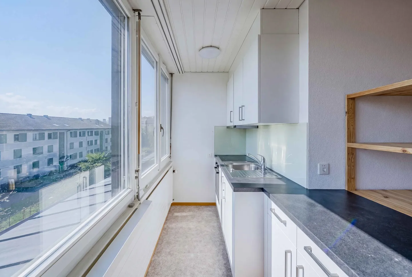 CITY-CHANCE À BASEL-HIRZBRUNNEN : MAISON MULTIFAMILIALE AVEC 4 UNITÉS - Photo 3 sur 5