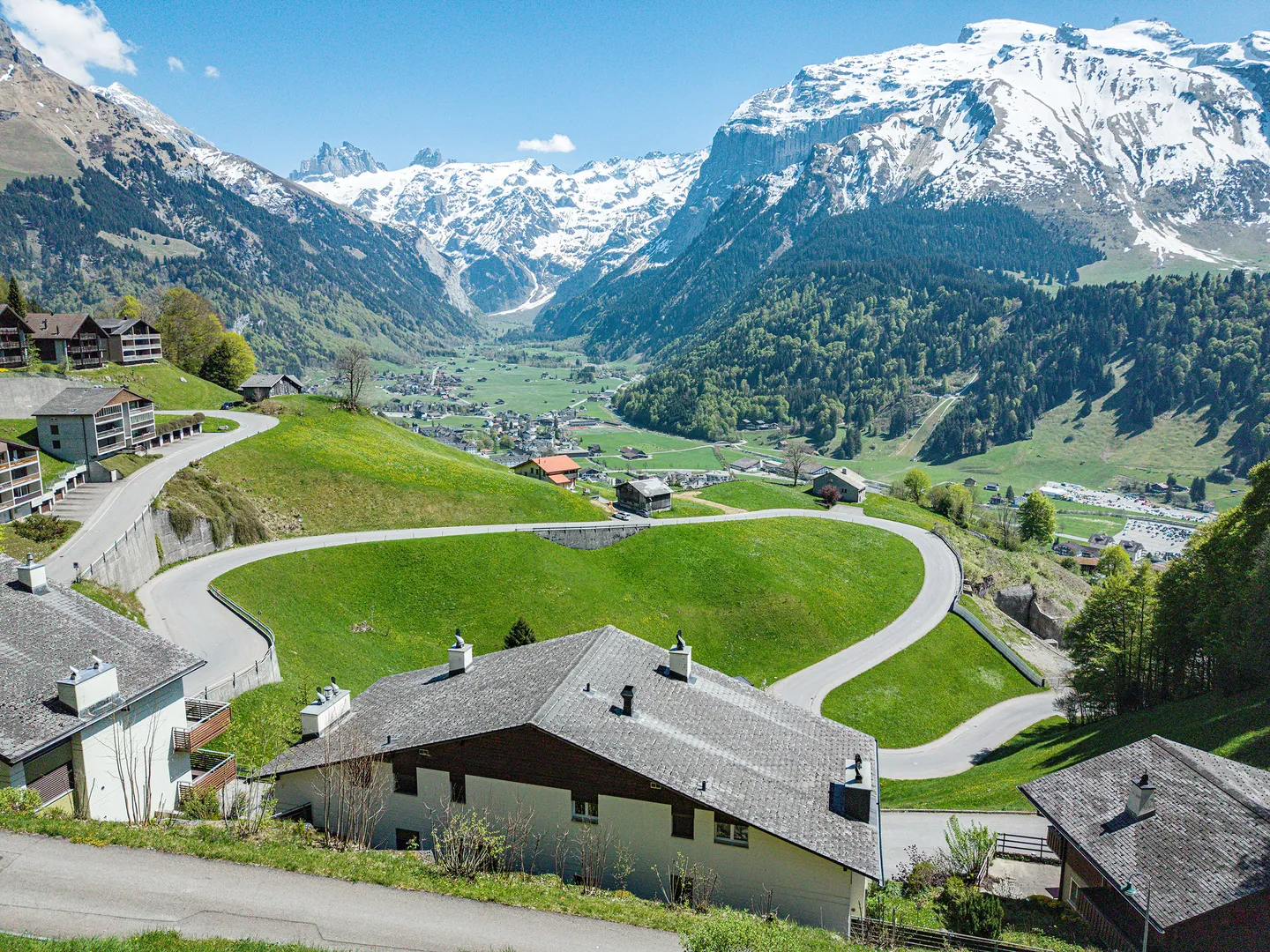 VIVRE HAUT AU-DESSUS D'ENGELBERG - Photo 1 sur 5
