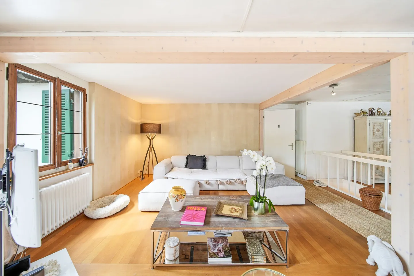 CHALET CHARME IN DER STADT MIT DREI EINHEITEN - Photo 2 sur 5