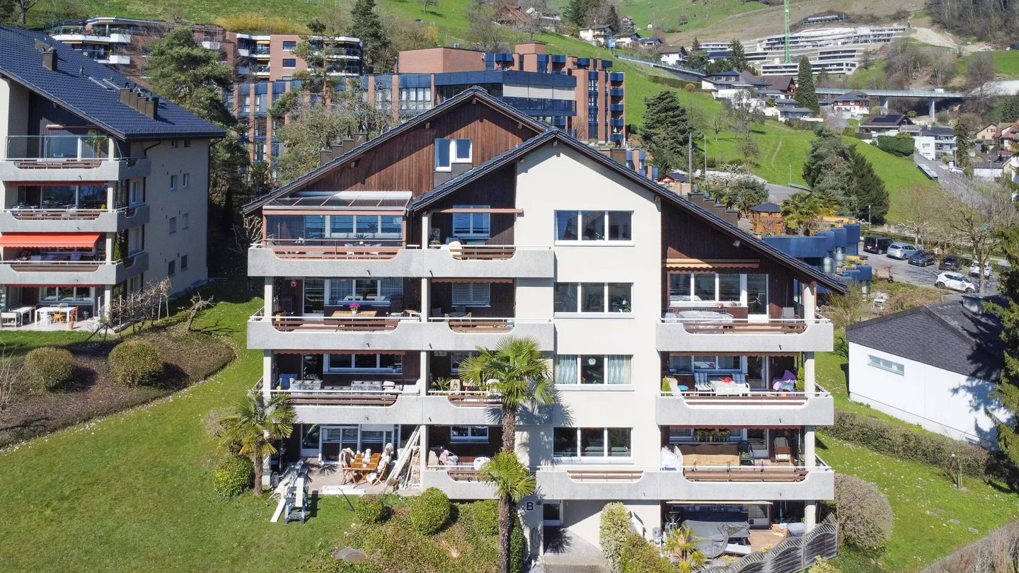APPARTAMENTO MAISONETTE ATTRATTIVO CON VISTA SPECTACOLARE - Foto 4 di 5