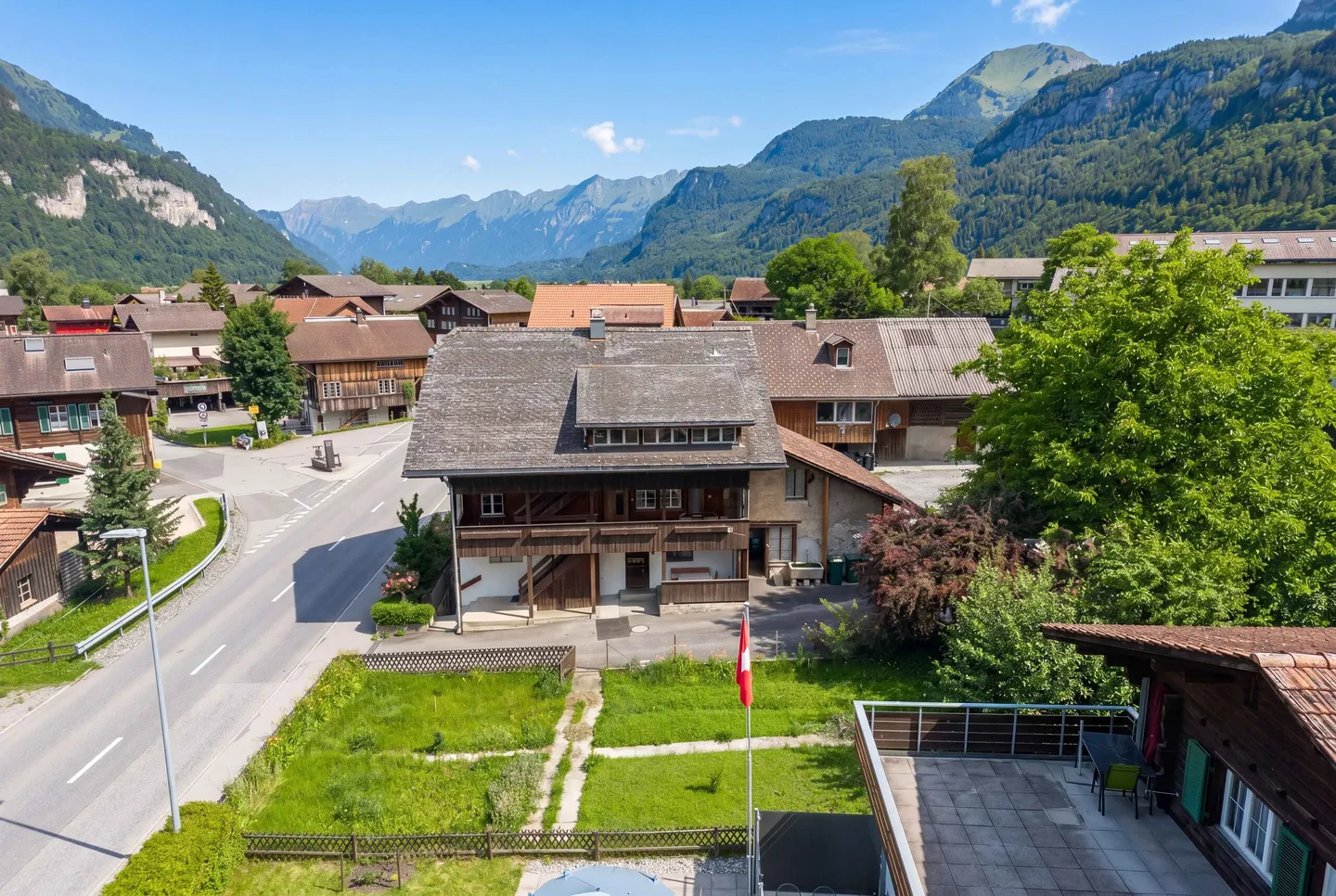 CHARMANTES  NUTZUNGSWUNDER MIT POTENZIAL IM BERNER OBERLAND - Photo 5 sur 5
