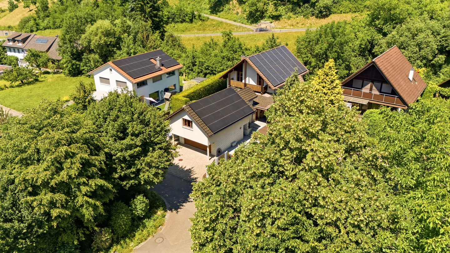 265 M² ZEITLOSES RAUMWUNDER NÄHE AARAU - Photo 2 sur 5