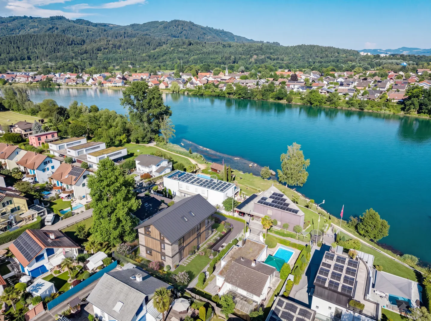 RHEINBLICK GARANTIERT – 687 M² TERRENO EDIFICABILE SOLEGGIATO A WALLBACH - Foto 3 di 5