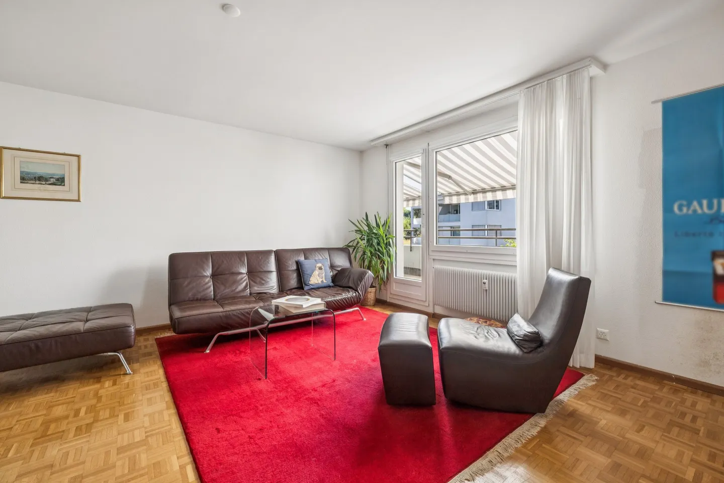 LIVING ABOVE THE ROOFS – PENTHOUSE APARTMENT WITH 118 M² TERRACE - Photo 4 of 5