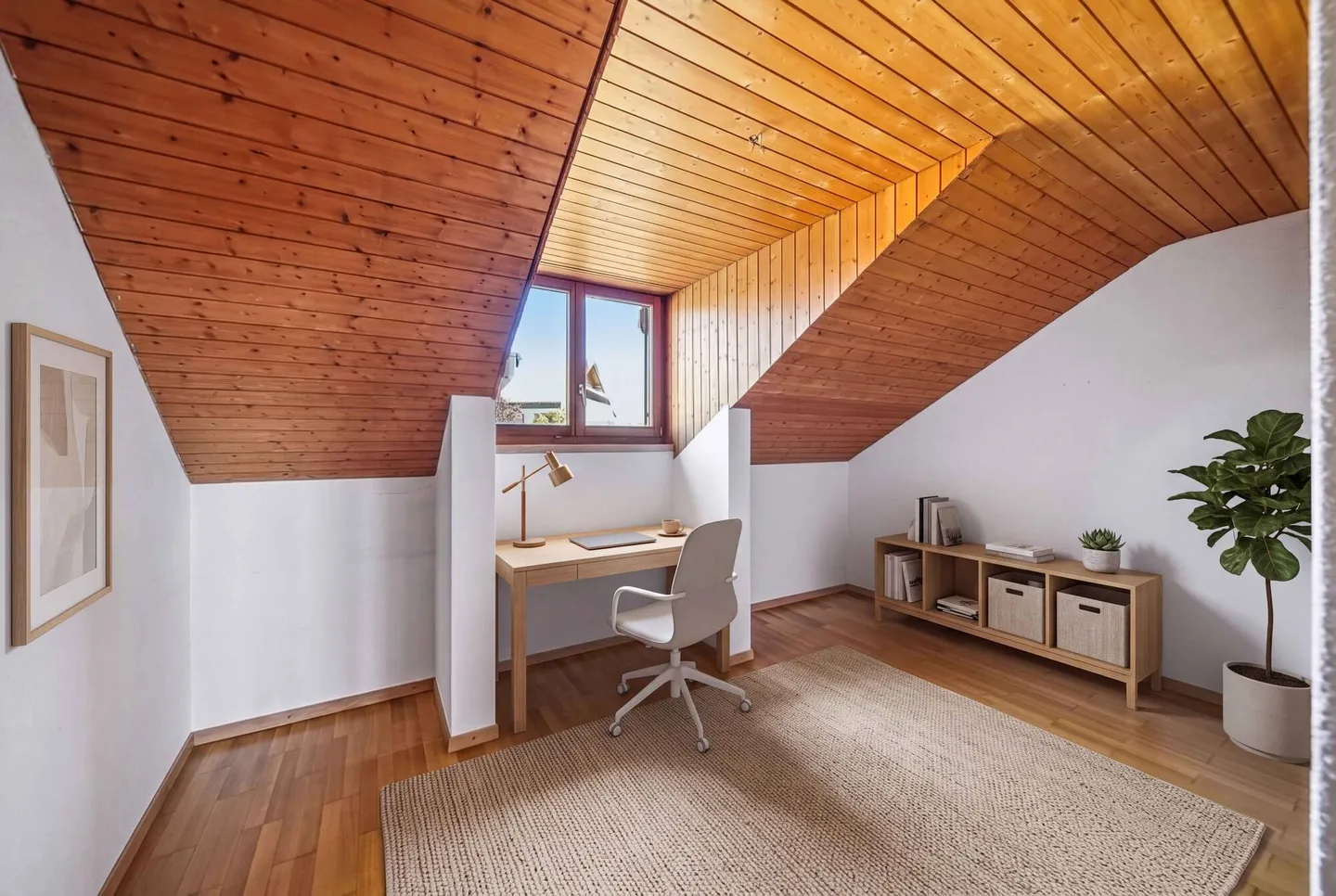 WOHNCHARME MIT WEITBLICK &amp; 8211;  4.5 ZIMMER DACHWOHNUNG IN OBERWIL-LIELI - Photo 5 of 5