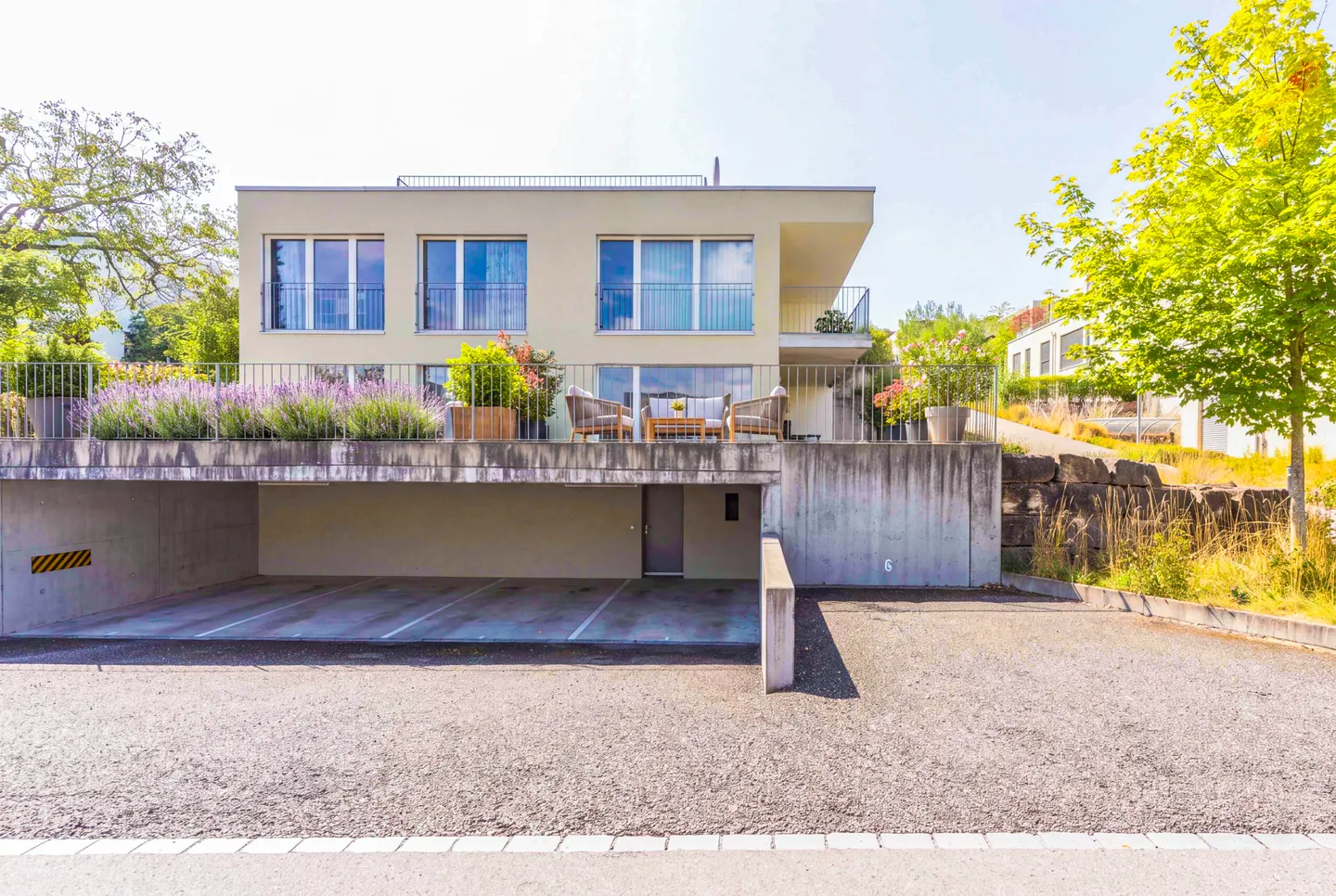MODERN TERRACE DREAM IN A PRIVILEGED HILLSIDE LOCATION - Photo 2 of 5