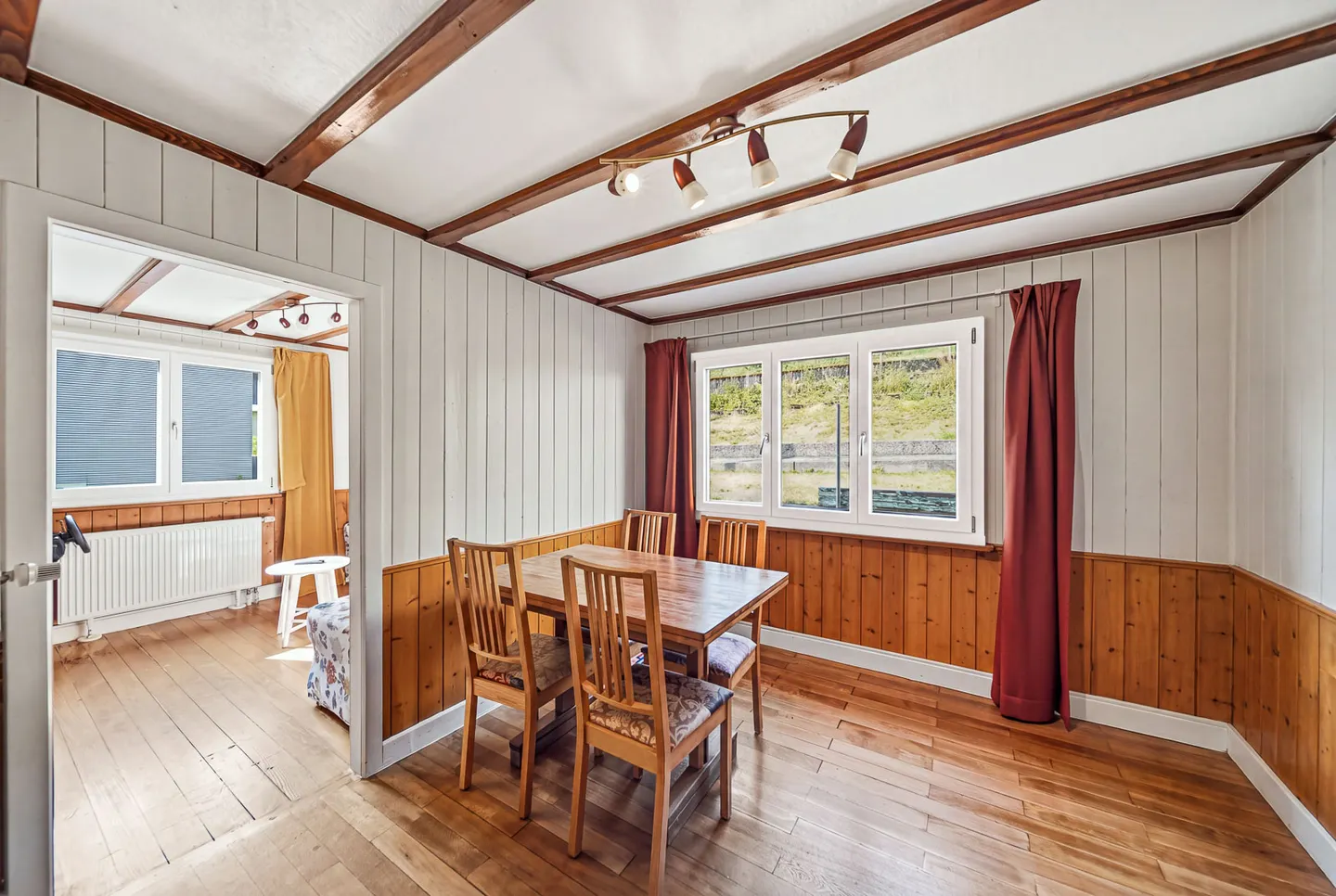 Charmantes Einfamilienhaus im Chalet-Stil - Foto 5 von 5