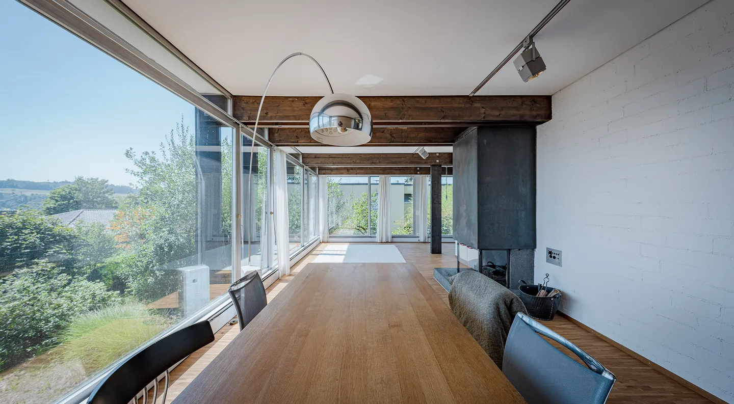 FRESHLY RENOVATED ARCHITECT'S HOUSE WITH ALPINE VIEW AND EXPANSION POTENTIAL - Photo 5 of 5