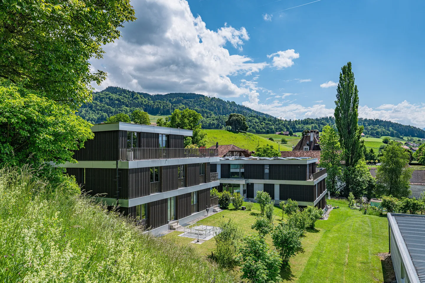 APPARTAMENTO PENTHOUSE MODERNO CON VISTA SULLA NATURA - Foto 5 di 5