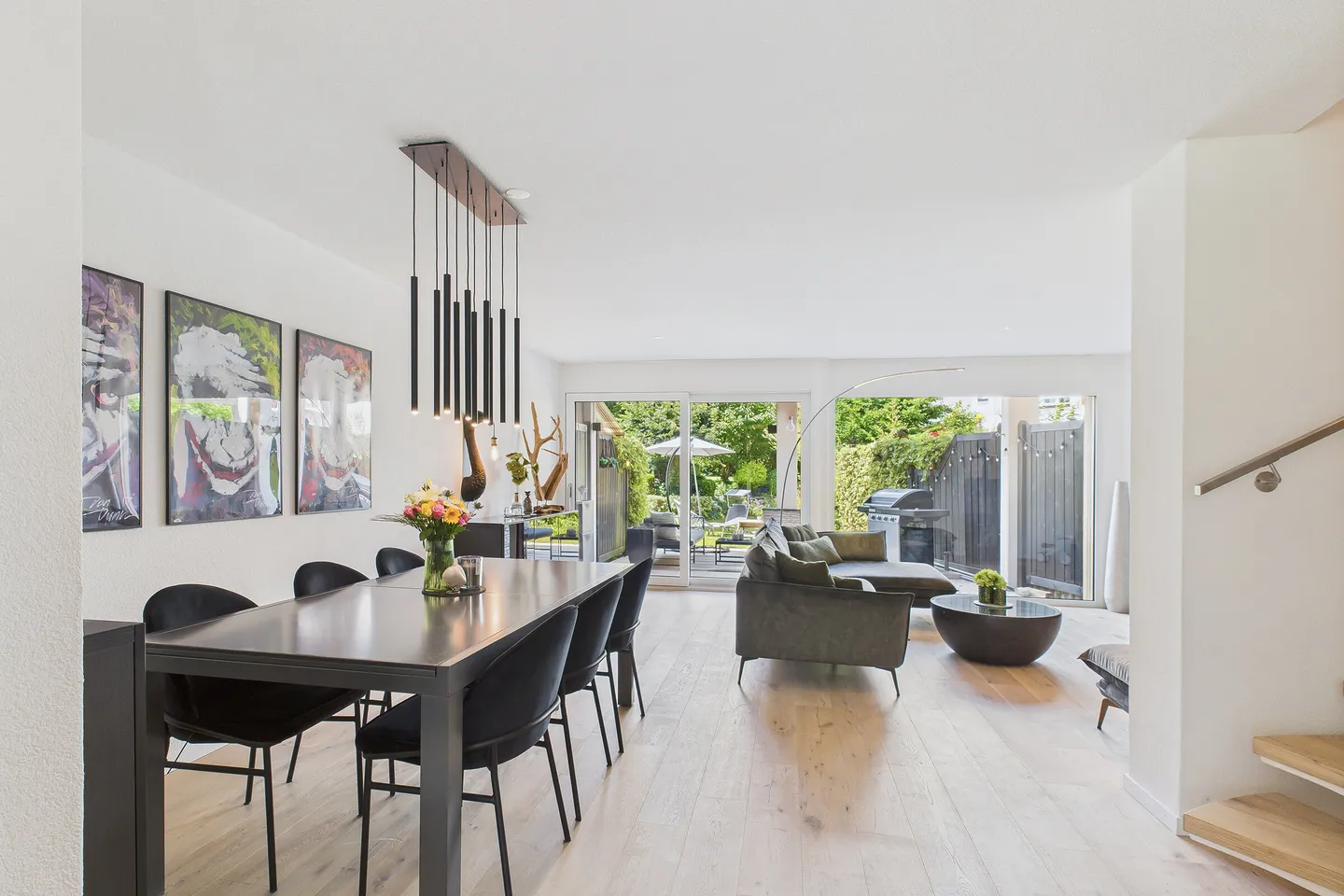 LIVING LIKE IN A HOUSE: MAISONETTE WITH PRIVATE GARDEN - Photo 4 of 5