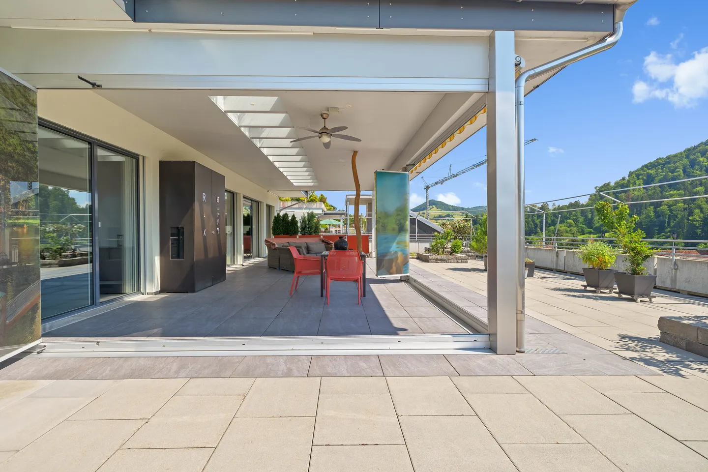SPETTACOLO ELEGANTE DELLA TERRAZZA - Foto 1 di 5