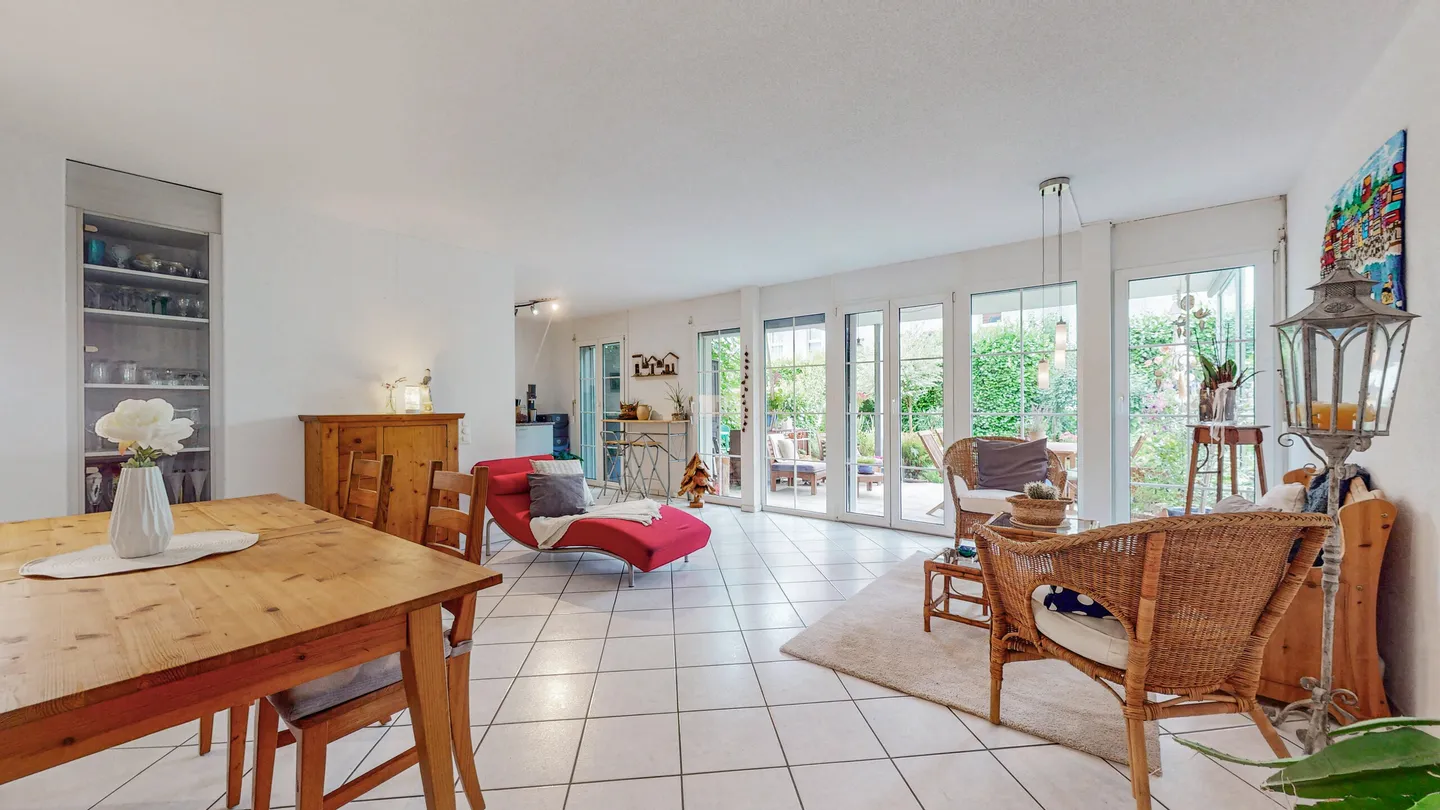 GARDEN PARADISE WITH 68 M² GREEN SPACE - Photo 3 of 5