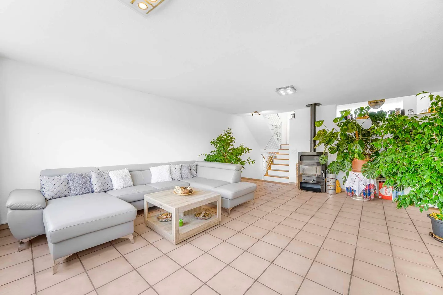 Charmantes Reihenhaus mit Garten - Foto 1 von 5