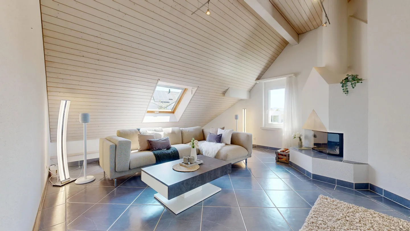 ATTICO SPAZIOSO CON TERRAZZA DA SOGNO E MOLTA PRIVACY - Foto 3 di 5