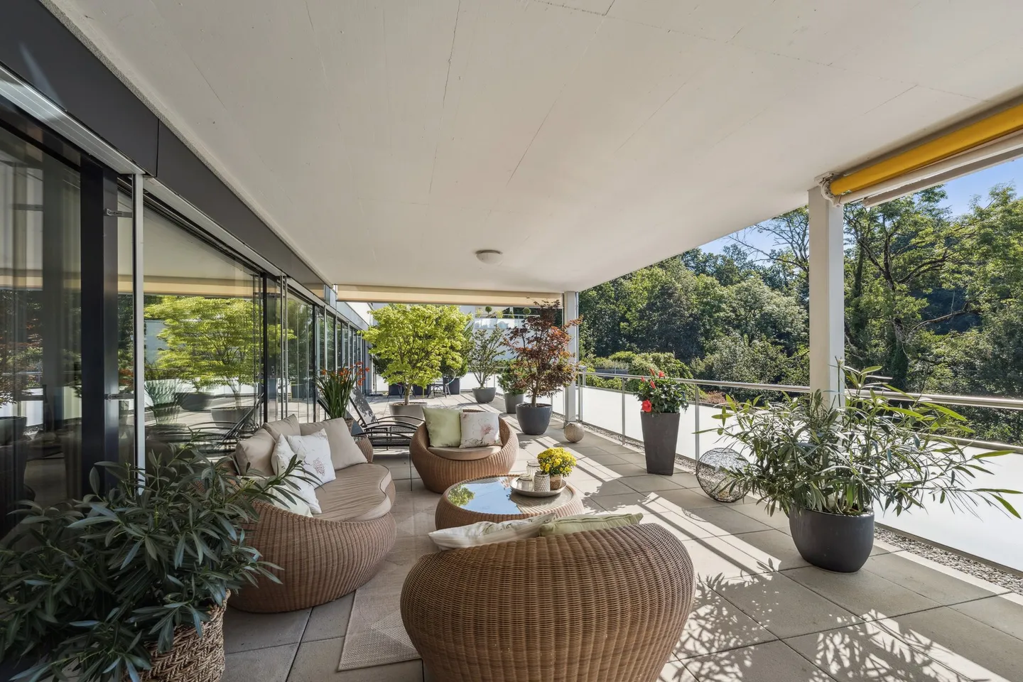 Exclusive Terrace Beauty in Attractive Location - Photo 1 of 5