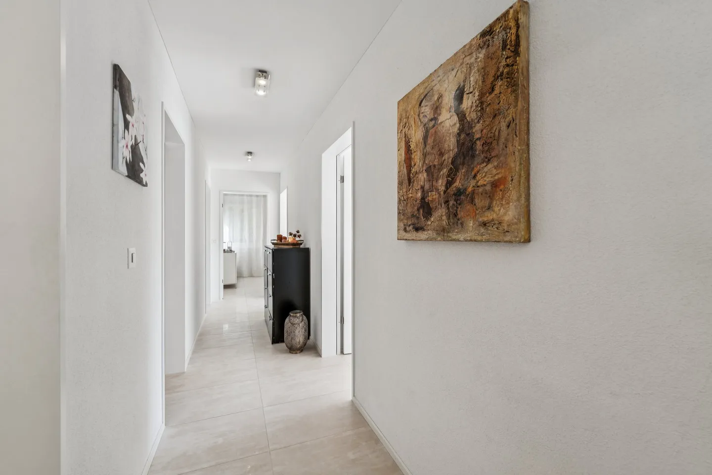 Exclusive Terrace Beauty in Attractive Location - Photo 5 of 5