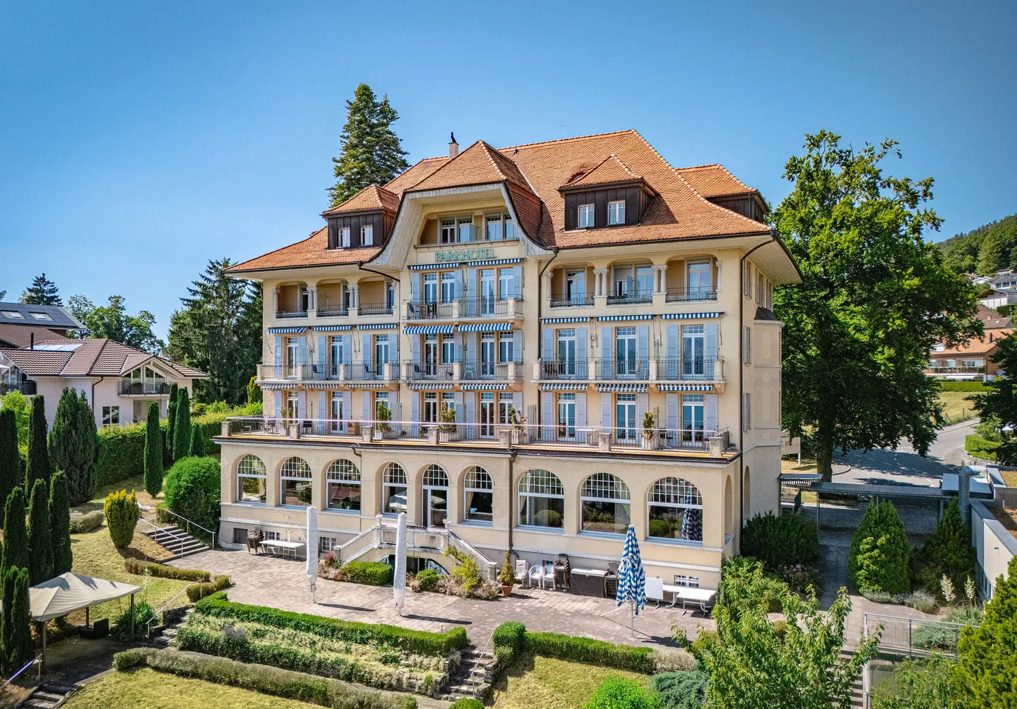 Majestueux sur le lac de Thoune - Parkhotel Oberhofen - Photo 1 sur 5