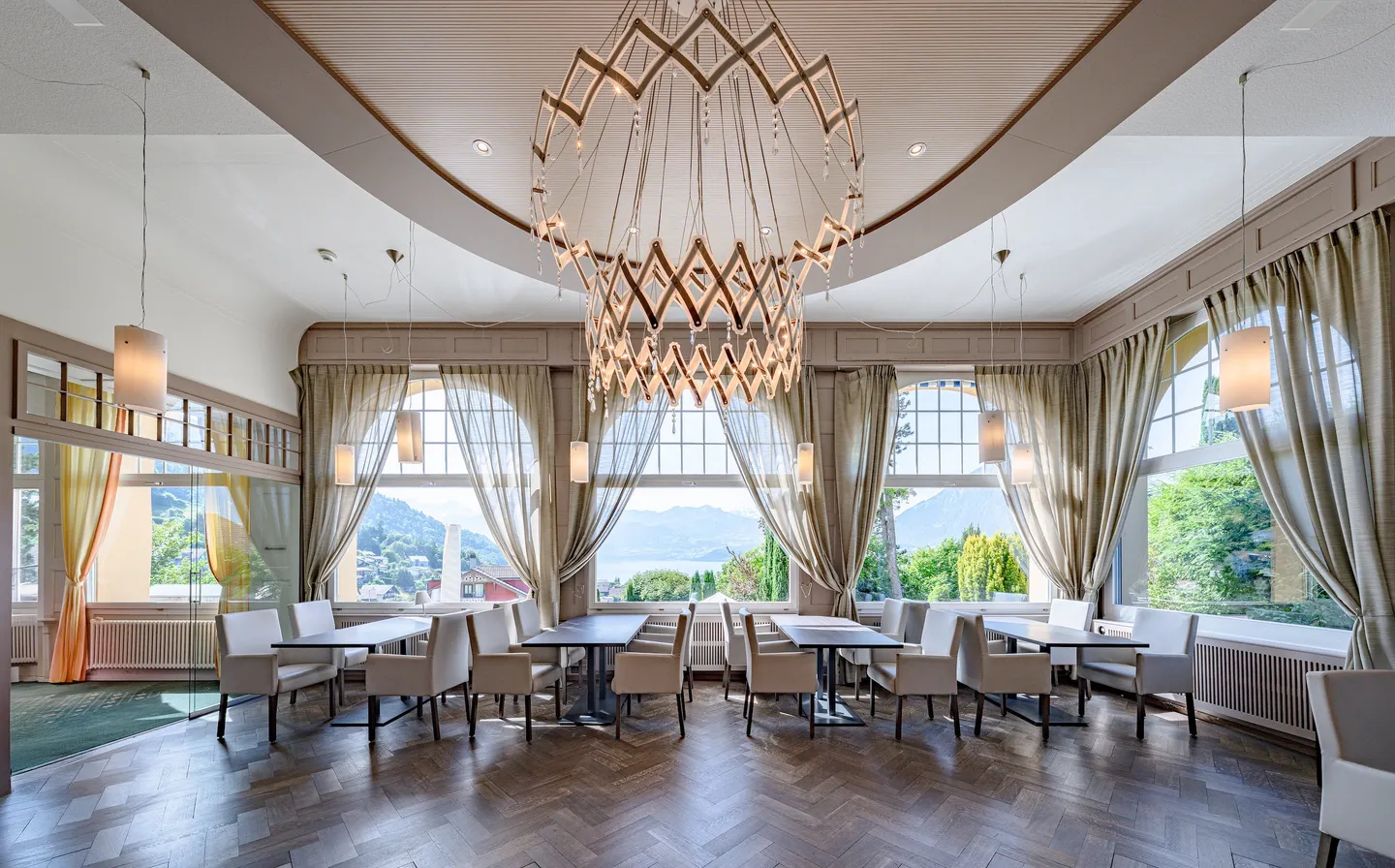 Majestueux sur le lac de Thoune - Parkhotel Oberhofen - Photo 5 sur 5