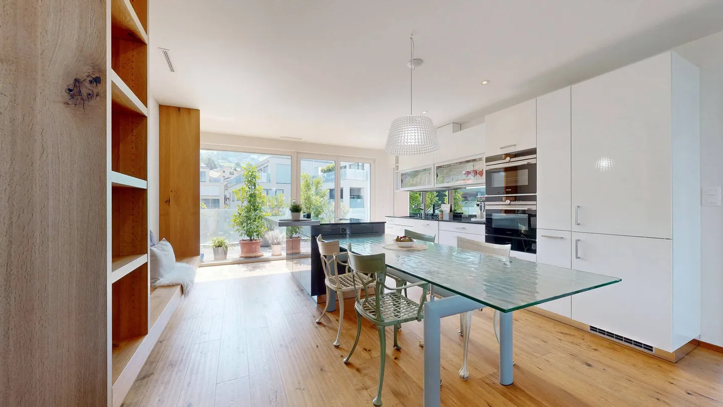 Luxuriöse Attikawohnung mit Seesicht - Foto 5 von 5