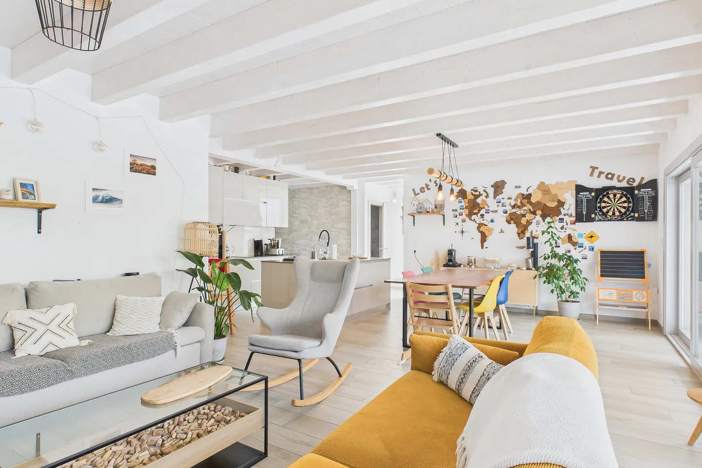 SUPERBE MAISON INDIVIDUELLE AVEC UN GRAND SENS DE L'ESPACE - Photo 3 sur 5