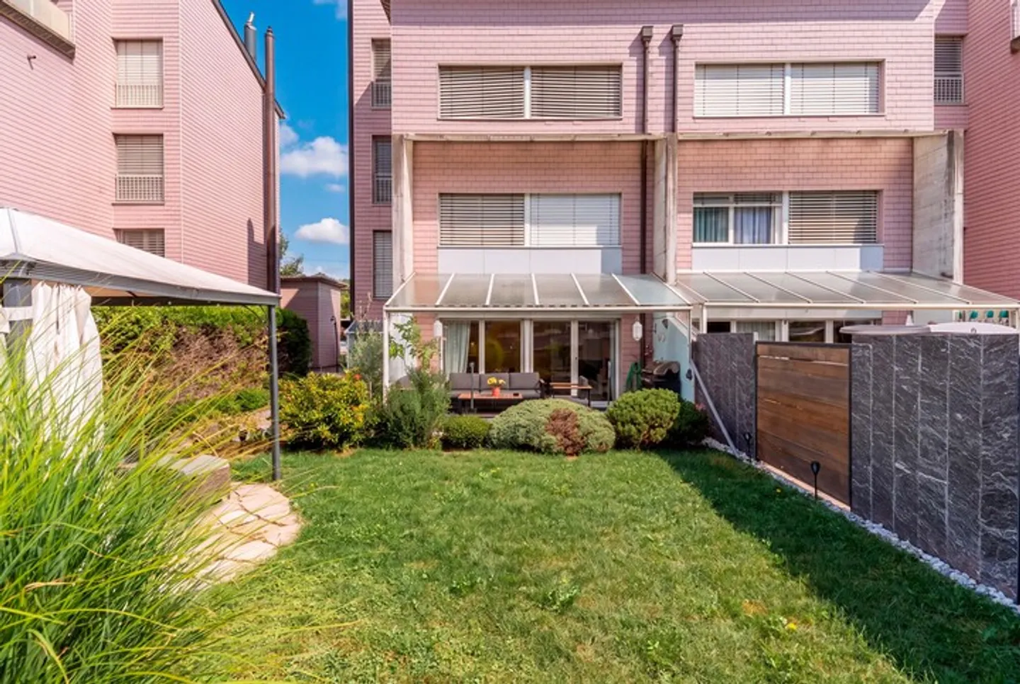 Incantevole e Centrale - Appartamento Maisonette con Giardino - Foto 7 di 8