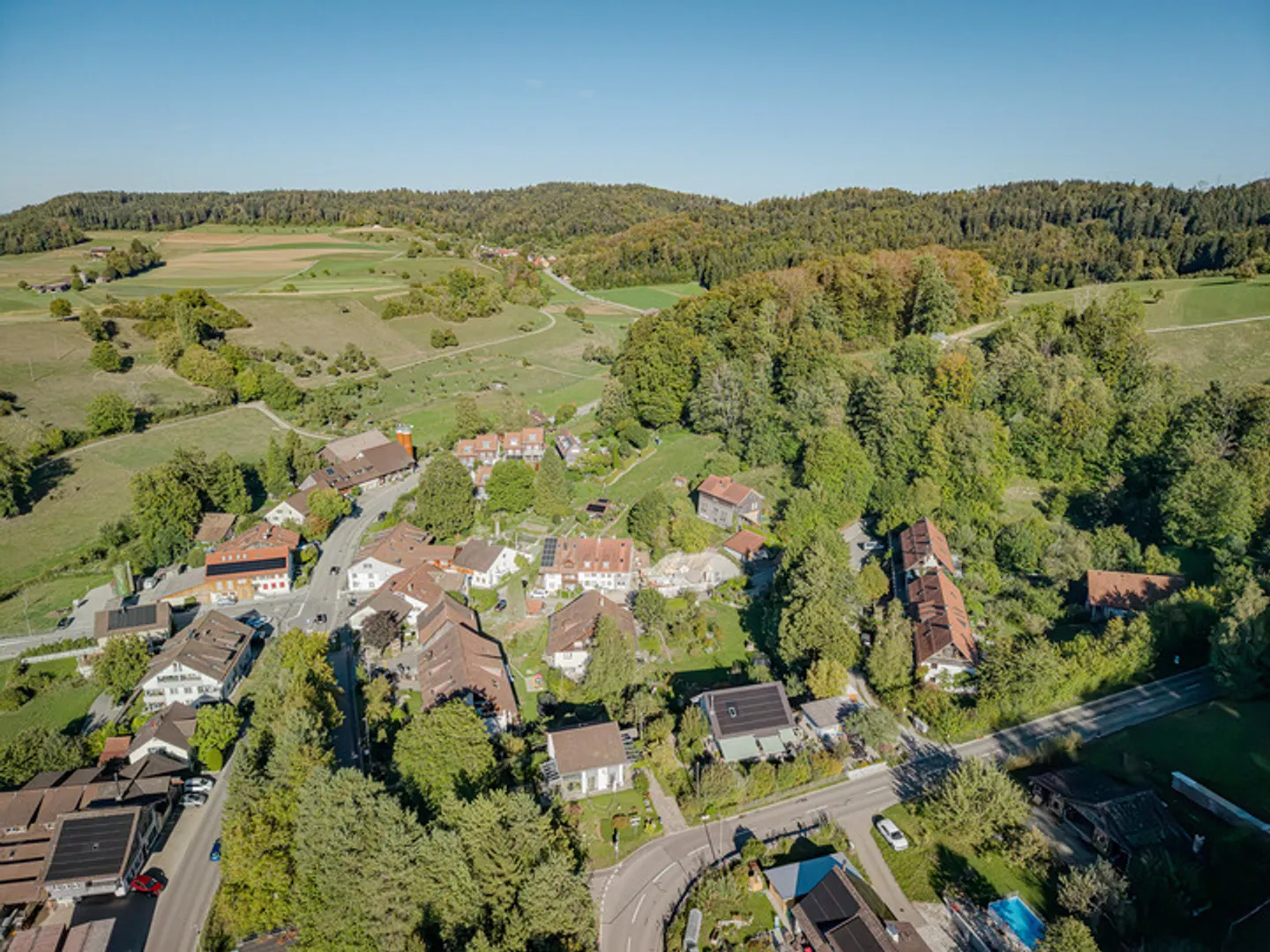 OPPORTUNITÄT BEI WINTERTHUR: MEHRFAMILIENHAUS MIT MASSIVER BAULANDRESERVE - Photo 7 sur 8