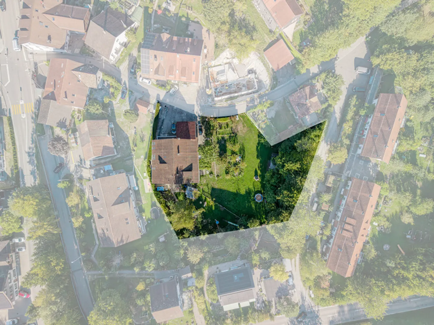 OPPORTUNITÄT BEI WINTERTHUR: MEHRFAMILIENHAUS MIT MASSIVER BAULANDRESERVE - Photo 3 sur 8
