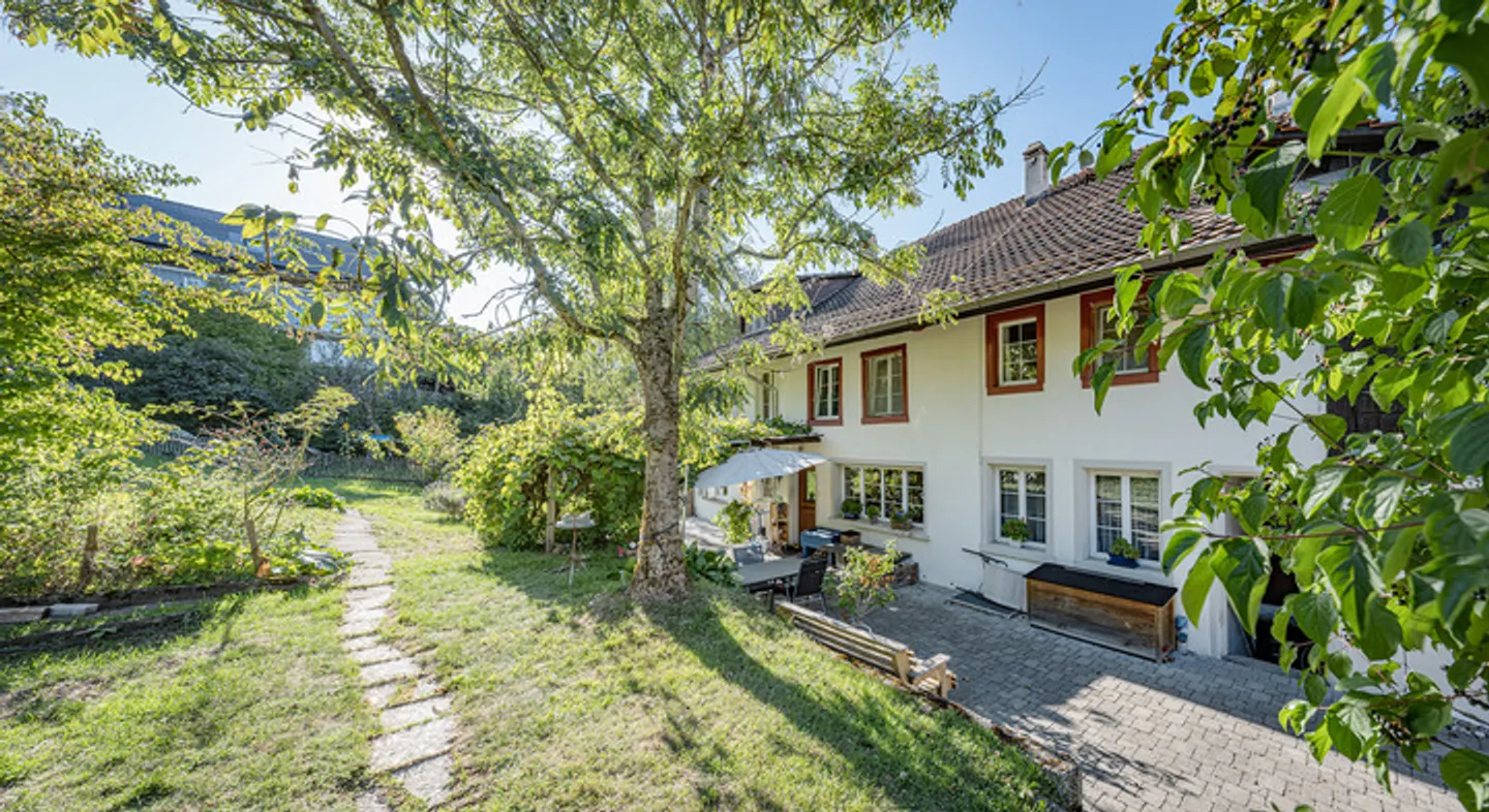 OPPORTUNITÄT BEI WINTERTHUR: MEHRFAMILIENHAUS MIT MASSIVER BAULANDRESERVE - Photo 6 sur 8