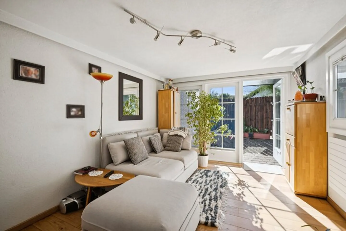 Maison individuelle avec studio séparé au cœur de Wettingen - Photo 5 sur 8