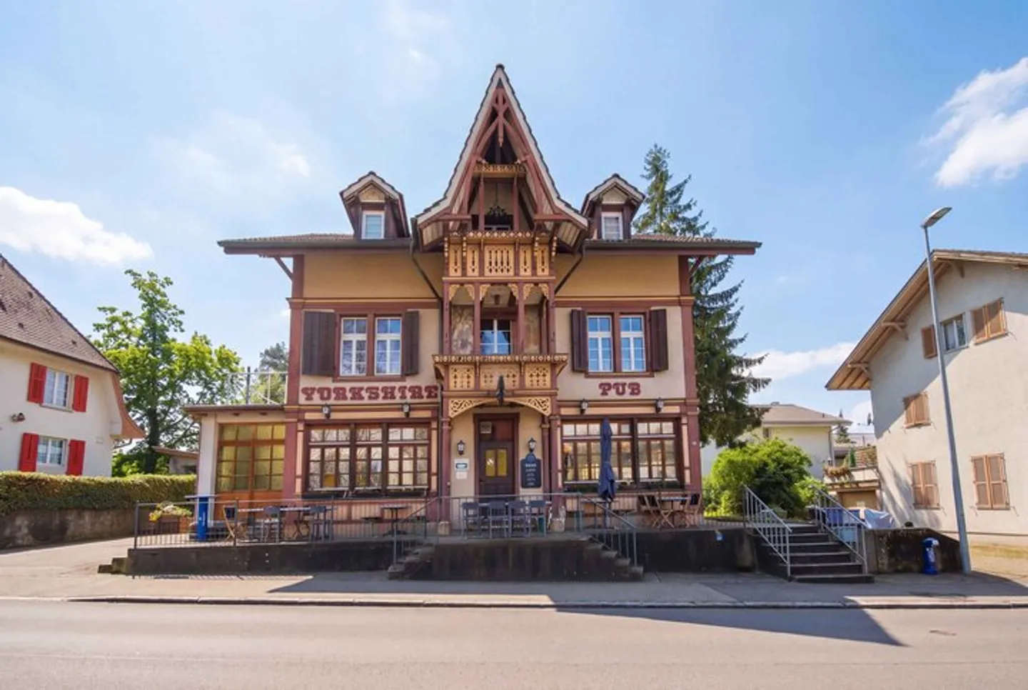 FULLY RENTED MULTI-FAMILY HOUSE IN HUTTWIL - Photo 1 of 8