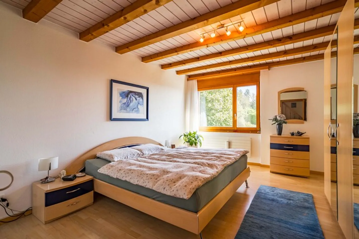 ABOUT THE ROOFS OF GRENCHEN - MAISONETTE ATTIC APARTMENT WITH CITY VIEW - Photo 3 of 8