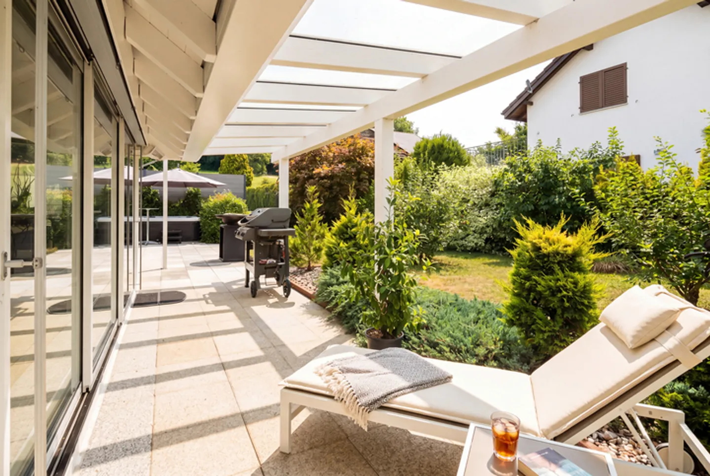 WELL-MAINTAINED SINGLE-FAMILY HOUSE IN BRISLACH - LIVING WITH GARDEN IDYLL - Photo 7 of 8