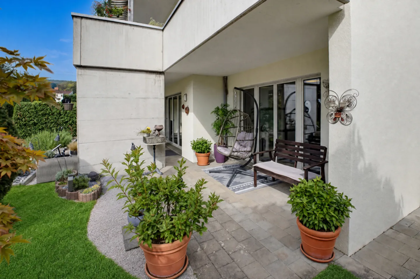 Living Close to the City - A Home in the Green - Photo 7 of 8
