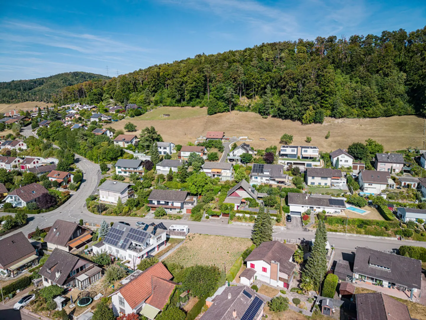 571 m² Terrain à bâtir avec perspective de nouvelle construction attrayante à Bubendorf - Photo 6 sur 8