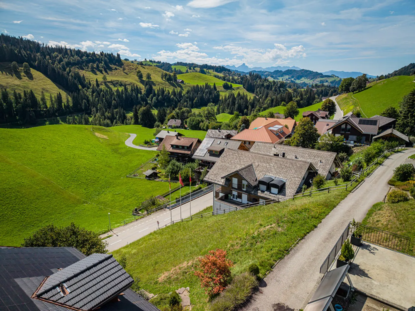 ATTRACTIVE BUILDING PLOT IN THE MIDST OF THE BERN ALPS - Photo 5 of 8