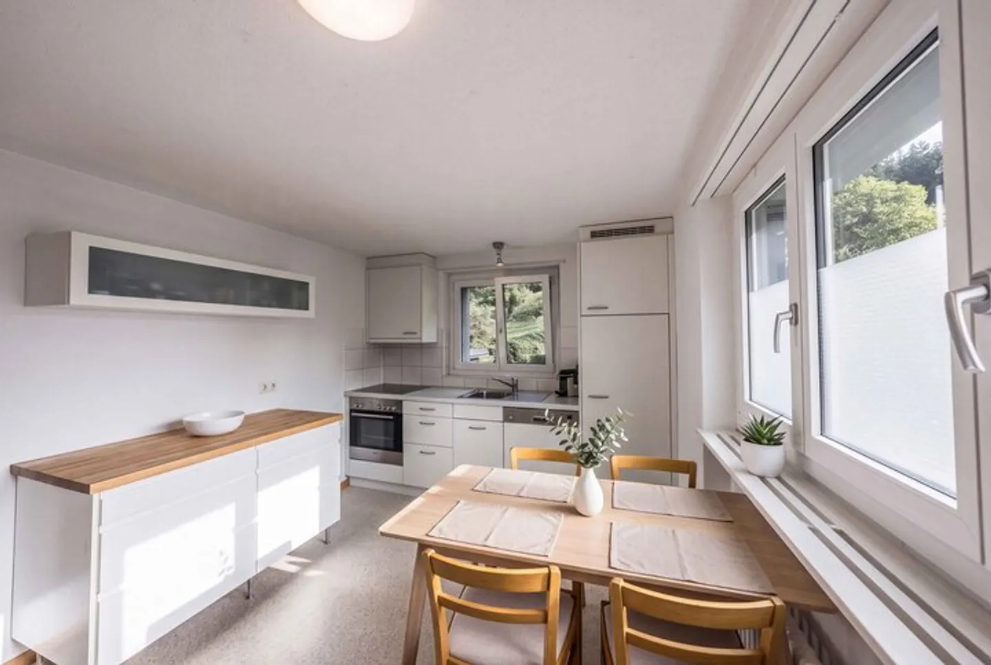 RENTAL PROPERTY WITH 10 APARTMENTS AT THE FOOT OF THE MYTHS - Photo 3 of 8