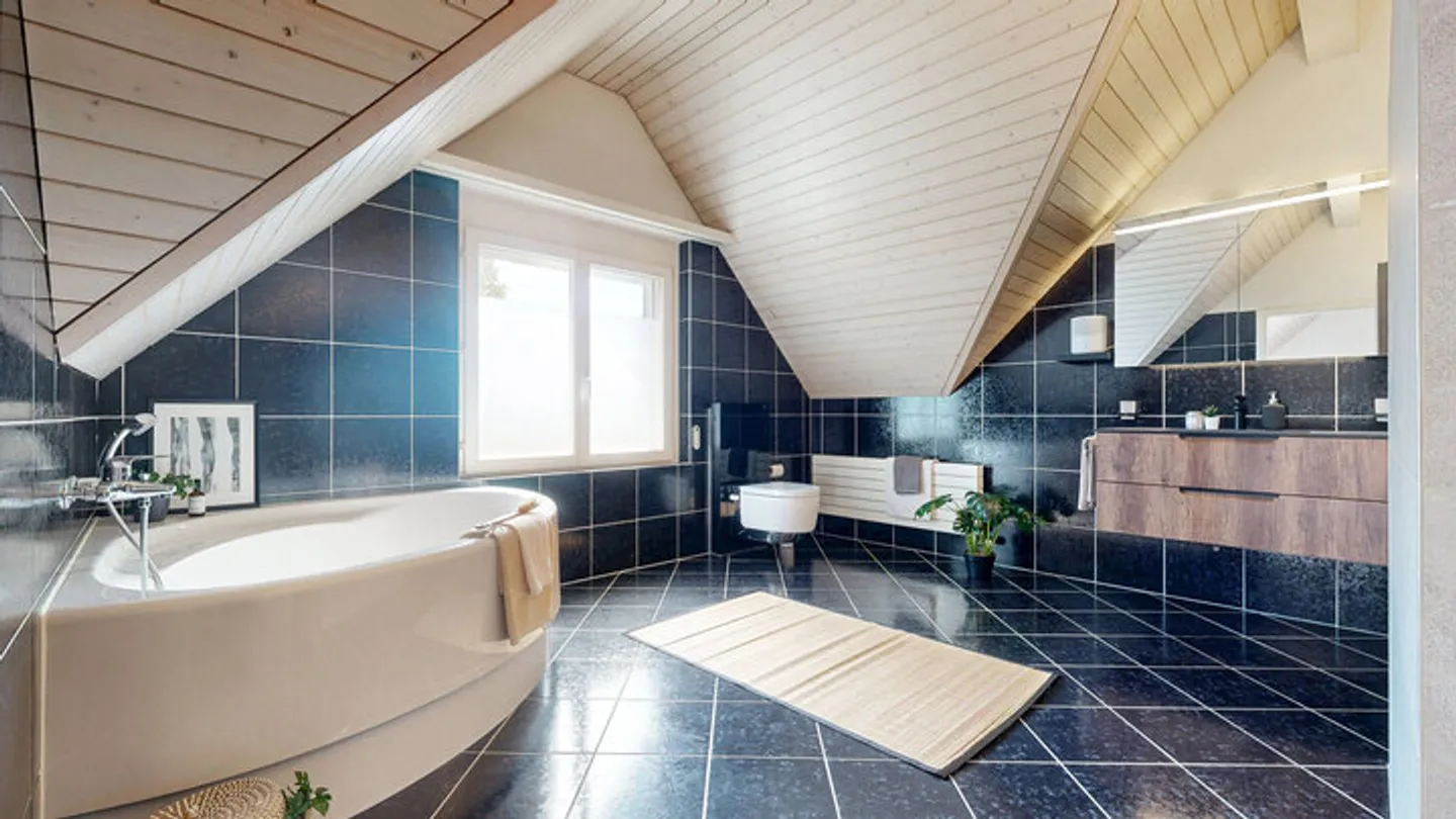 ATTICO SPAZIOSO CON TERRAZZA DA SOGNO E MOLTA PRIVACY - Foto 6 di 8