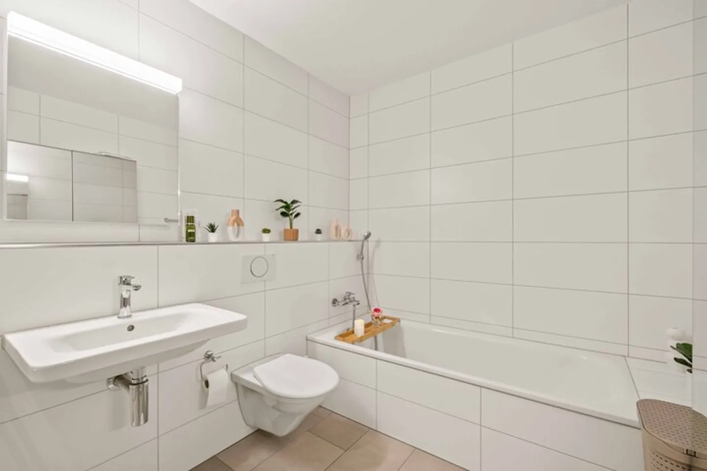 MODERN LIVING IN THE URNER ALPINE WORLD - Photo 6 of 8