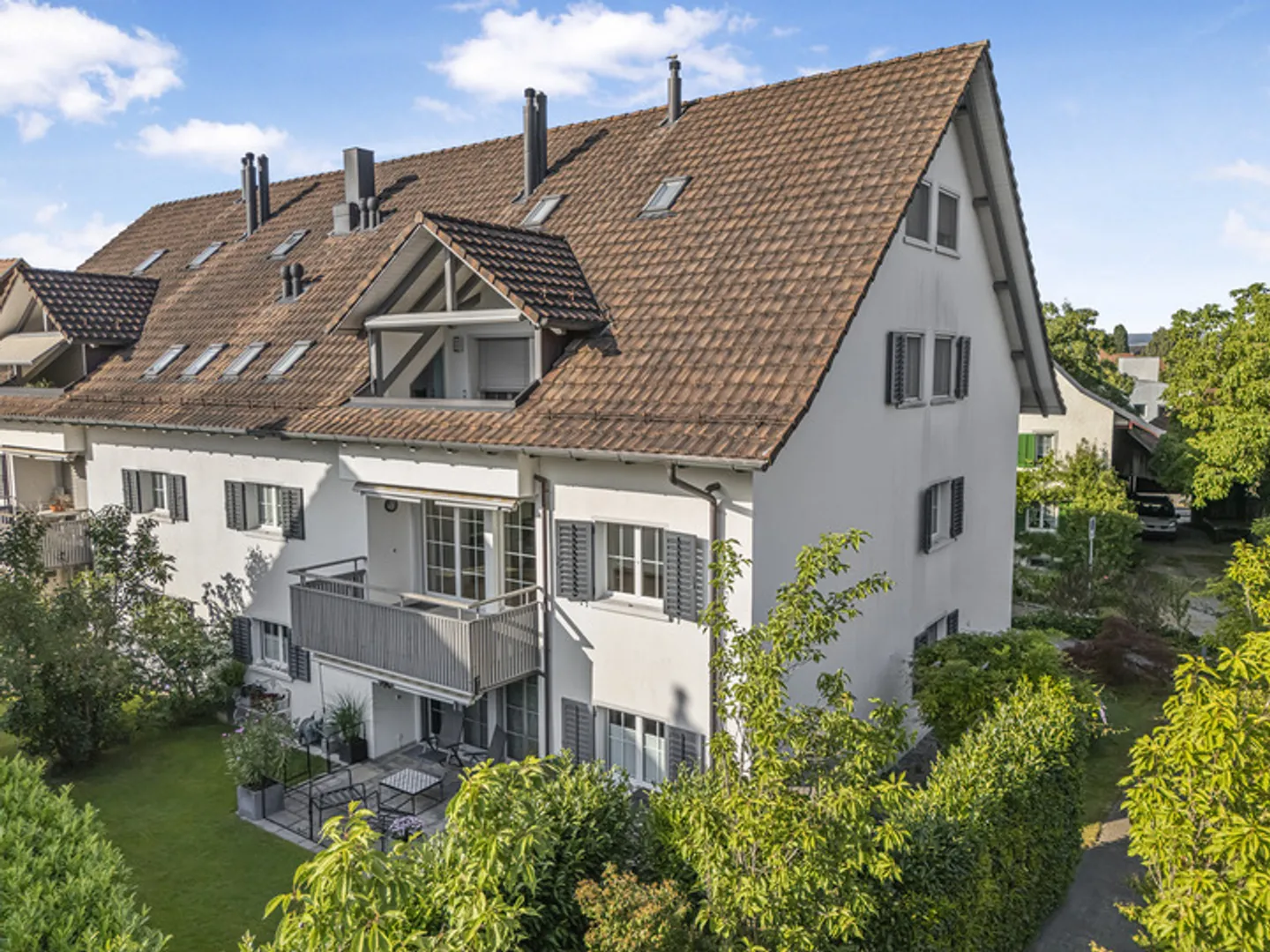 Well-maintained living in the Zurich Unterland - Photo 8 of 8