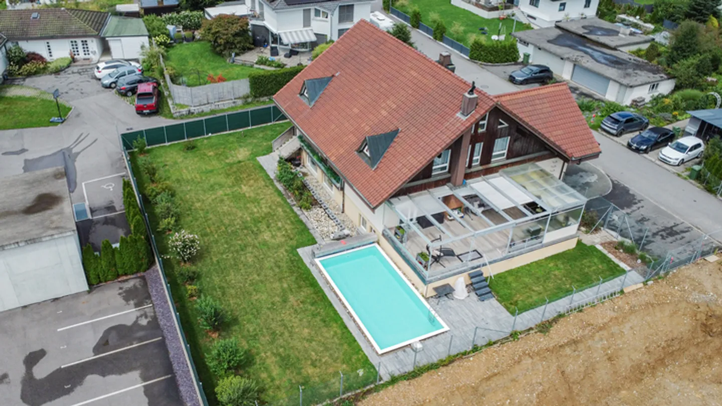 EIN HAUS, ZWEI WELTEN - LOFT UND EINLIEGERWOHNUNG IM DIALOG - Foto 8 von 8