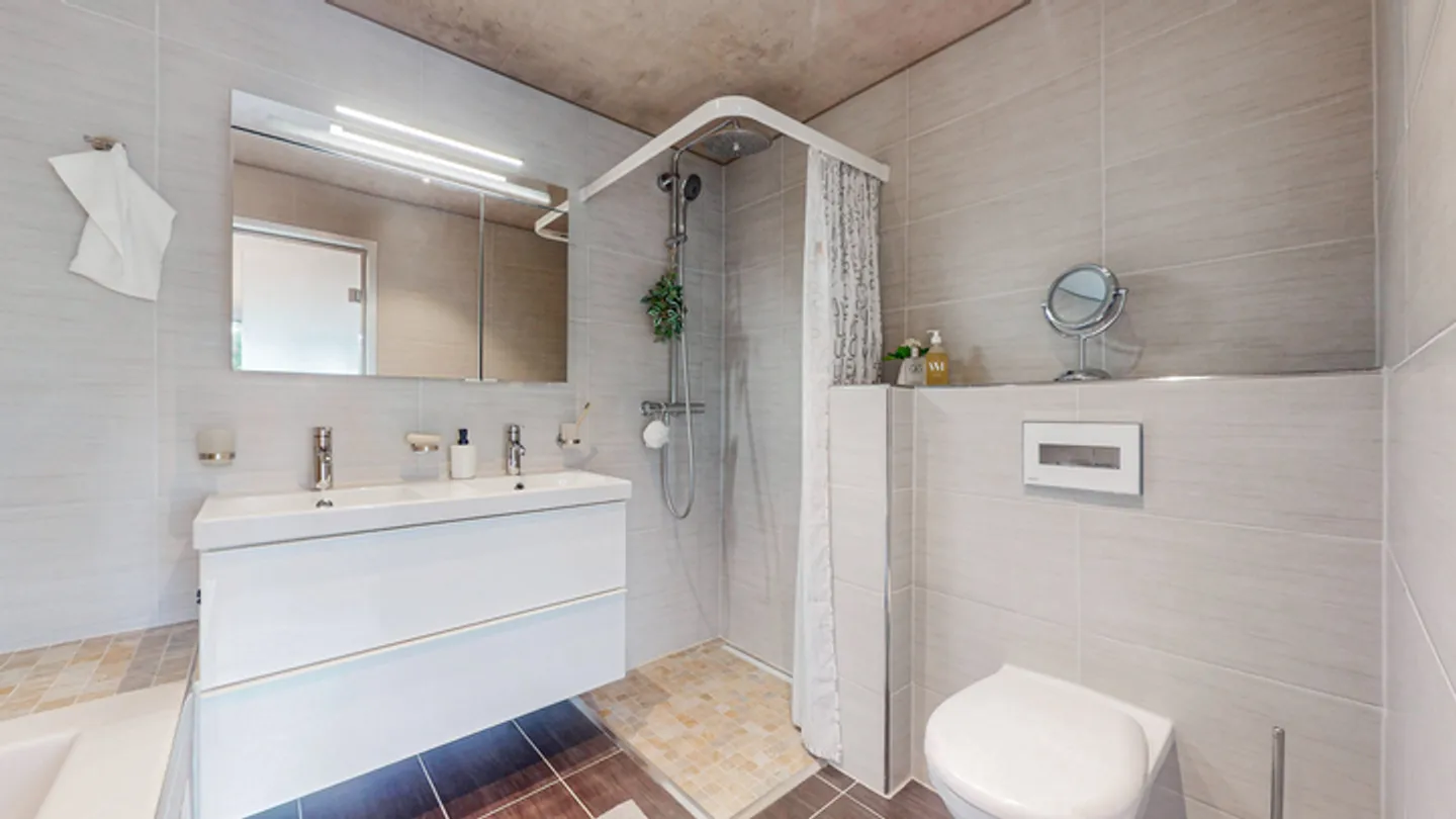 EIN HAUS, ZWEI WELTEN - LOFT UND EINLIEGERWOHNUNG IM DIALOG - Foto 6 von 8