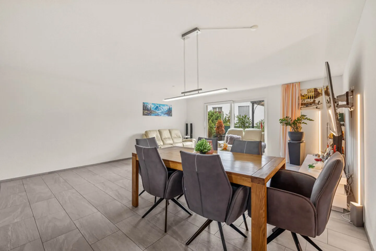 MODERN LIVING, RURAL ENJOYMENT - CONDOMINIUM IN WYNENTAL - Photo 1 of 7