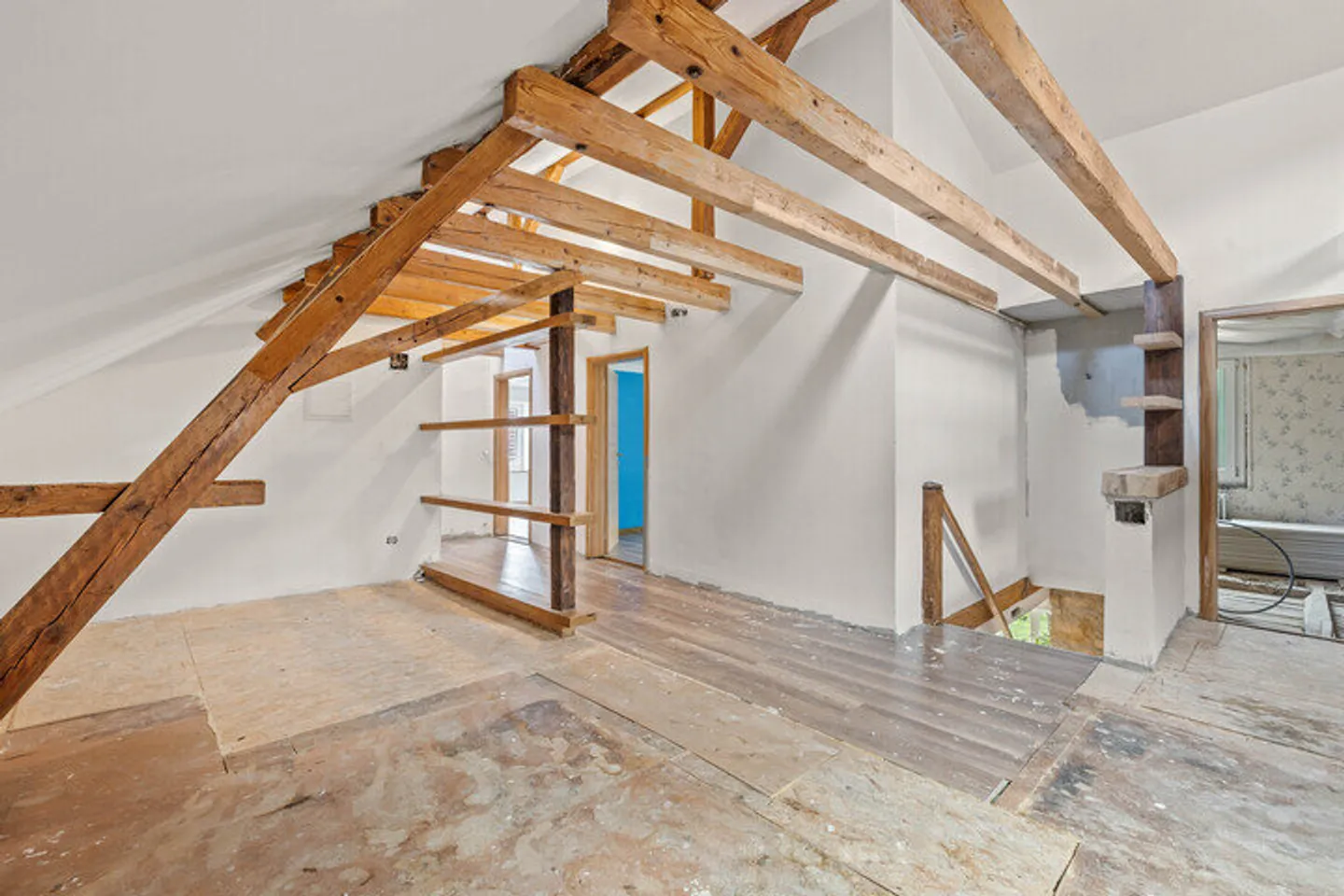 PROPRIÉTÉ HISTORIQUE AVEC POTENTIEL D'AMÉNAGEMENT - Photo 6 sur 8